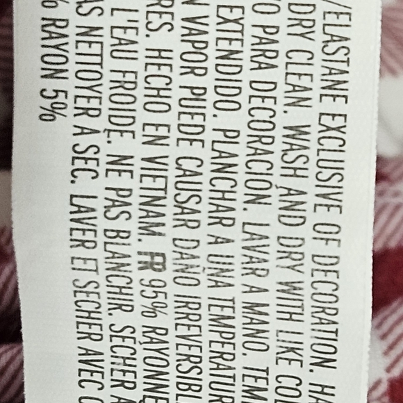 Forever 21 Woman's Size S Skort red and white checkered print. - Picture 16 of 16